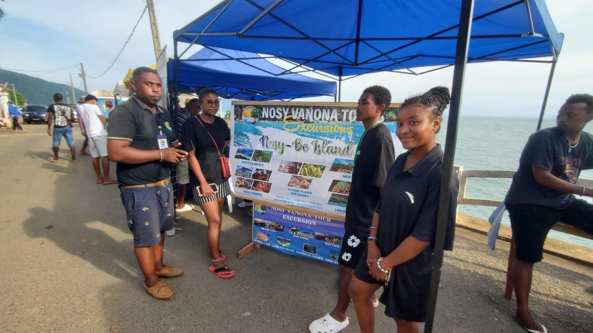 The Nosy Vanona Tours tent at the port